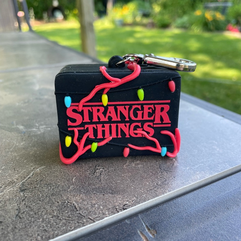 2x Bath & Body Works x Stranger Things Lightbulb Pocketbac Holder 🚦Lights Up🚦 - Picture 8 of 14
